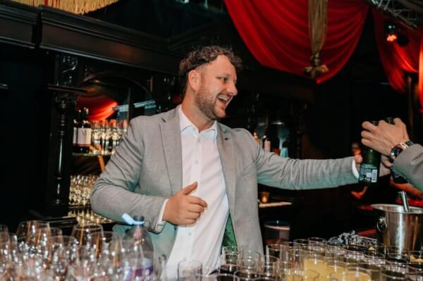 39283497 8d33 454b baff 5464b0eed697